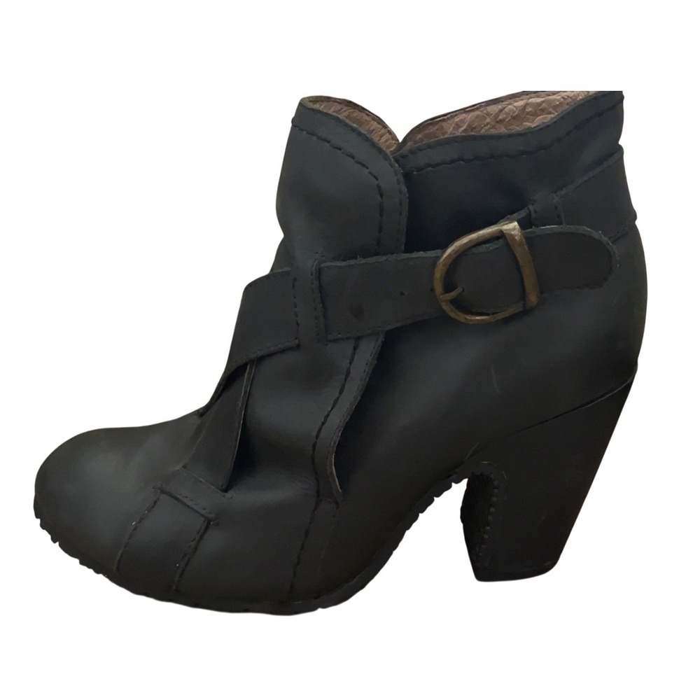 RARE‎ Fly London Criss Cross Strap Leather Heeled Booties Size 39 EU 8-8.5 US